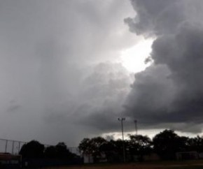 Nesta sexta, a previsão é de céu nublado com pancada de chuvas e trovoadas isoladas, sendo mais significativas no norte e centro-norte do Piauí. Segundo a Semar, as chuvas prevista(Imagem:Reprodução)