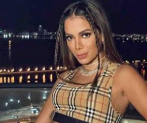 Anitta quase tem apresentação nos EUA cancelada por falso positivo para covid-19(Imagem:Reprodução)