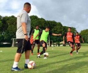 O River venceu o Picos em jogo com muitos gols no final de semana. A vitória por 3 a 2 deixou o time com 14 pontos e é vice-líder do Campeonato Piauiense e o Galo chega confiante p(Imagem:Reprodução)