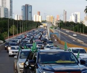 Os manifestantes percorreram de carro as principais avenidas da Zona Leste da cidade, como Nossa Senhora de Fátima e Raul Lopes, Ponte Juscelino kubitschek, depois seguiram para o(Imagem:Reprodução)