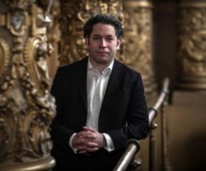 Dudamel, que dirigiu pela primeira vez a orquestra da Ópera de Paris para 