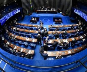 O presidente do Senado, Rodrigo Pacheco (DEM-MG), admitiu nesta segunda-feira, 14, a possibilidade de o voto impresso ser adotado nas eleições de 2022, se houver viabilidade técnic(Imagem:Reprodução)