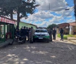 O bar fica na rua Alfa, no bairro São Joaquim. A Polícia Militar foi acionada e isolou o local do crime, para o trabalho da perícia criminal. Ainda não há informações sobre a motiv(Imagem:Reprodução)