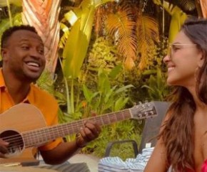 Thiaguinho e Mariana Rios cantam juntos em vídeo e reacendem rumores de romance: Deus que me perdoe, mas eu shippo demais(Imagem:Reprodução)