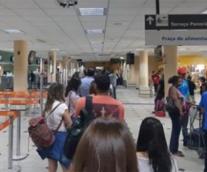 A Espanha vai restringir voos do Brasil e da África do Sul, permitindo apenas a entrada de passageiros de países que tenham nacionalidade ou residência espanhola e andorrana, para(Imagem:Reprodução)