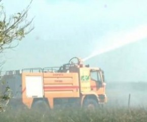 Incêndio atinge área próxima a posto de combustível do aeroporto de Parnaíba, no Piauí(Imagem:Reprodução)