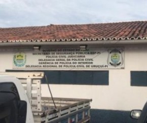 O funcionário de uma lotérica foi vítima de um assalto nesta terça-feira (9), no centro da cidade de Uruçuí, Sul do Piauí. A suspeita é que os criminosos levaram uma mochila com R$(Imagem:Reprodução)