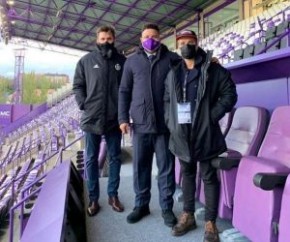 Morando na Espanha a trabalho, Bruno Gagliasso se encontrou com Ronaldo Nazário no estádio do Real Valladolid ? que tem o Fenômeno como proprietário -, nesta quarta-feira (14). O r(Imagem:Reprodução)