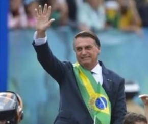 Família Bolsonaro é acusada de comprar 51 imóveis em dinheiro vivo.(Imagem:Divulgação)