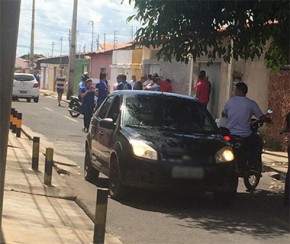 Tiroteio termina com assaltante morto e passageiro ferido no Mocambinho.(Imagem:CidadeVerde.com)