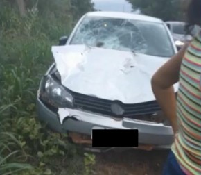 Motorista do carro que atropelou cinco pessoas ainda não foi identificado.(Imagem:Reprodução /TV Clube)