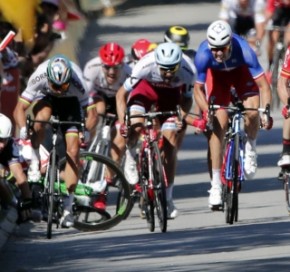 Colombiano vence 13.ª etapa da Volta da França; Roglic aumenta vantagem na ponta(Imagem:Divulgação)