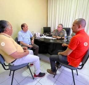 Parceria entre Prefeitura e Polícia Militar garante alegria e segurança no Carnaval de Floriano.(Imagem:Reprodução/Instagram)