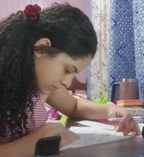 Maisa conta que se organizou desde o 1º ano do ensino médio.(Imagem:Arquivo pessoal)