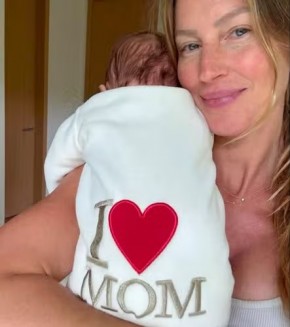 Gisele Bündchen com os filhos.(Imagem:Reprodução/Instagram)