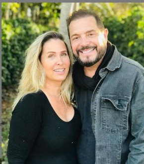 Andréa Sorvetão e o marido, Conrado.(Imagem:Reprodução/Instagram)