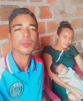 Família volta para casa após 29 dias em hospital de Teresina por falta de documentos da mãe do recém-nascido.(Imagem:Reprodução Pessoal)