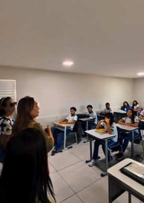 Rede municipal de ensino de Floriano inicia segundo semestre letivo com acolhimento e otimismo.(Imagem:Reprodução/Instagram)