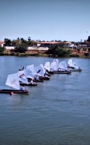 Floriano se prepara para a tradicional Regata de Canoas 2025 no Rio Parnaíba.(Imagem:Reprodução/Instagram)