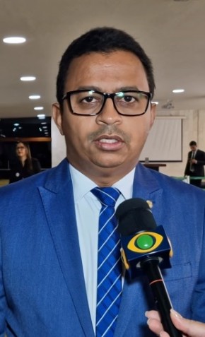 Dr. Francisco Costa(Imagem:Reprodução/Instagram)