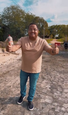 Vice-prefeito Ant&ocirc;nio Carlos anuncia entrega da obra de reestrutura&ccedil;&atilde;o da ponte do Bairro do Campo.(Imagem:Reprodu&ccedil;&atilde;o/Instagram)