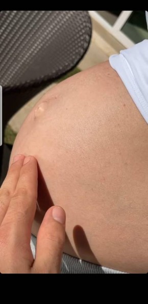 Whindersson mostra barriguinha de grávida da noiva.(Imagem:Reprodução/Instagram)