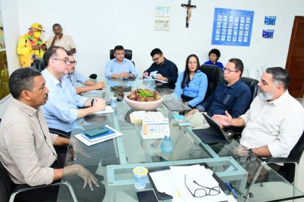 Prefeitura de Floriano se re&uacute;ne com &Aacute;guas do Piau&iacute; para tratar sobre vazamentos na rede de esgoto(Imagem:Secom)