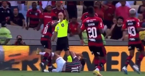 Áudio do VAR diz que pisão de Gabigol em Ganso foi 