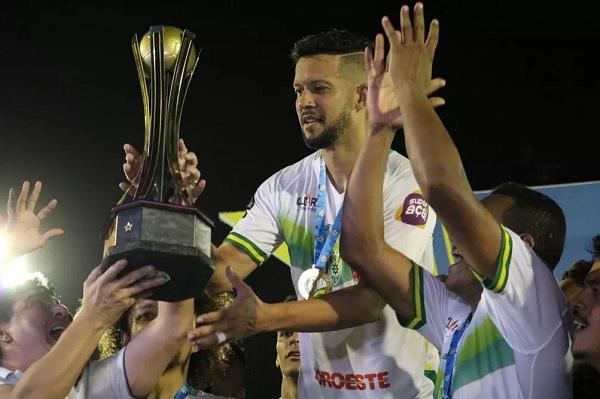  Raphael Freitas foi campeão da Série B de 2019 com o Picos.(Imagem:Stephanie Pacheco/GloboEsporte.com )
