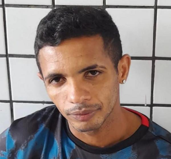 Suspeito de matar ex-namorada em Esperantina se entrega à Polícia após dez dias de buscas, em Teresina.(Imagem:Polícia Civil)