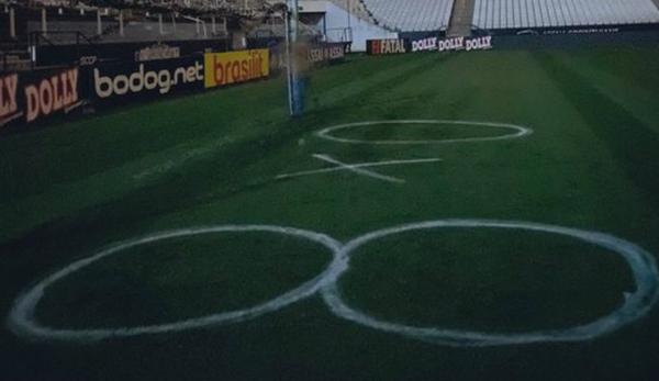 Antes de clássico, Arena Corinthians é invadida e até as traves são pichadas(Imagem:Reprodução)