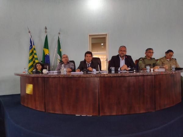 Câmara Municipal de Floriano realiza Audiência Pública para debater segurança nas escolas(Imagem:FlorianoNews)