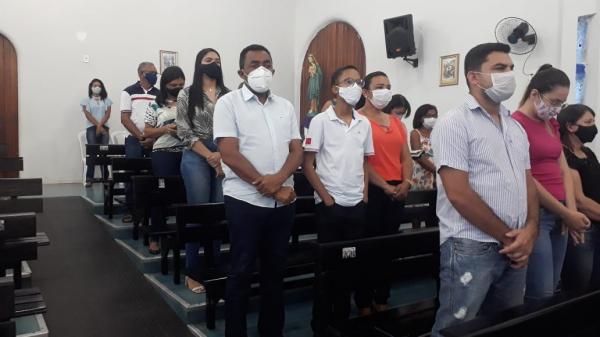 Fiéis da Igreja Católica celebram a Quarta-Feira de Cinzas em Floriano(Imagem:FlorianoNews)