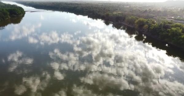 Rio Parnaíba, no Piauí, em Nazária.(Imagem:Reprodução/TV Clube)