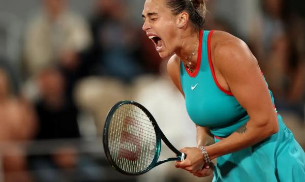 Decisão do título será sábado contra a norte-americana Coco Gauff.(Imagem:REUTERS/Gonzalo Fuentes)