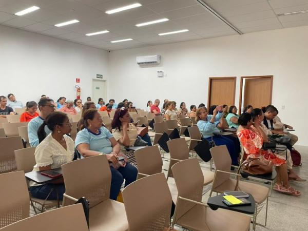 Secretaria de Meio Ambiente de Floriano promove capacitação sobre Coleta Seletiva.(Imagem:Secom)