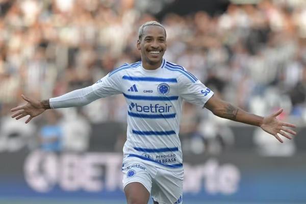 Matheus Pereira; Botafogo x Cruzeiro.(Imagem:Thiago Ribeiro/AGIF)