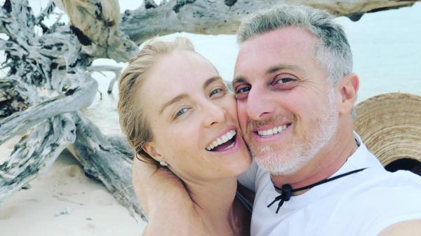 Angélica relembra começo de relacionamento com Luciano Huck: ?Me encantei pela pessoa?(Imagem:Reprodução)