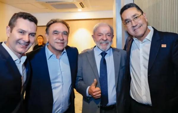 CEO do FNNIC, Marcos Holanda, o Ministro das Cidades Jader Filho, e André Baía, do Sinduscon.(Imagem:Divulgação)