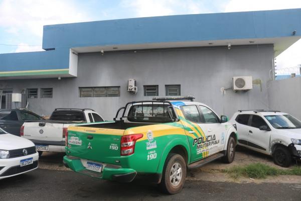 O homem foi encaminhado à Central de Flagrante de Teresina no Piauí(Imagem:Lívia Ferreira)