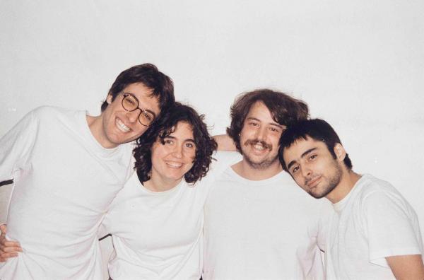 Show interrompido pela Prefeitura de SP, polêmica no Lolla e nome diferentão(Imagem:Reprodução)