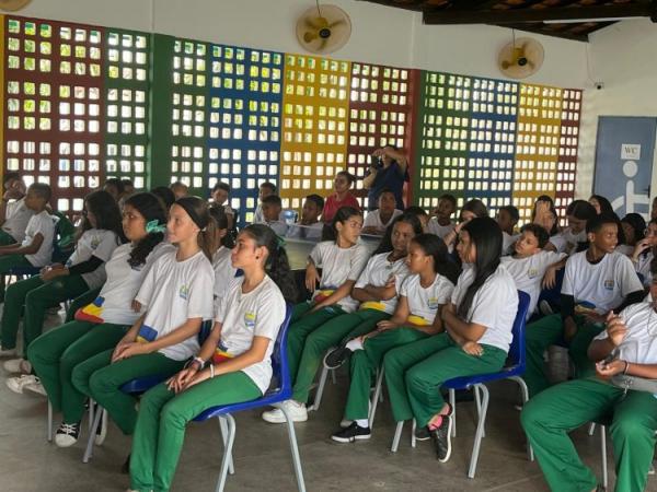 CMDCA de Floriano realiza palestra sobre bullying para estudantes do município(Imagem:Secom)