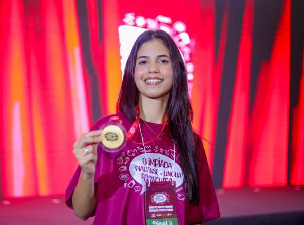 Seduc realiza pagamento de bolsas a 208 estudantes medalhistas da Olimpíada Piauiense de Língua Portuguesa (OLINPI)(Imagem:Letícia Santos)