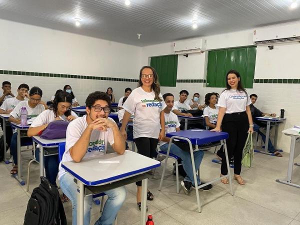 O projeto tem o objetivo de preparar os alunos para a prova de Reda&ccedil;&atilde;o do Exame Nacional do Ensino M&eacute;dio (Enem).(Imagem:Ascom Seduc)