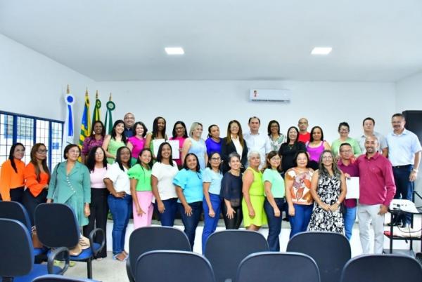 Diretores escolares da rede municipal de Floriano tomam posse para mandato de 2 anos(Imagem:Secom)
