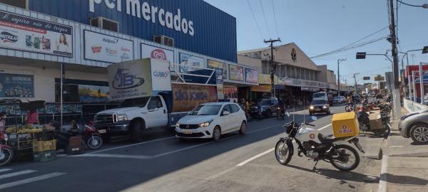 Confira o horário de funcionamento do comércio na véspera do Dia dos Pais em Floriano.(Imagem:FlorianoNews)