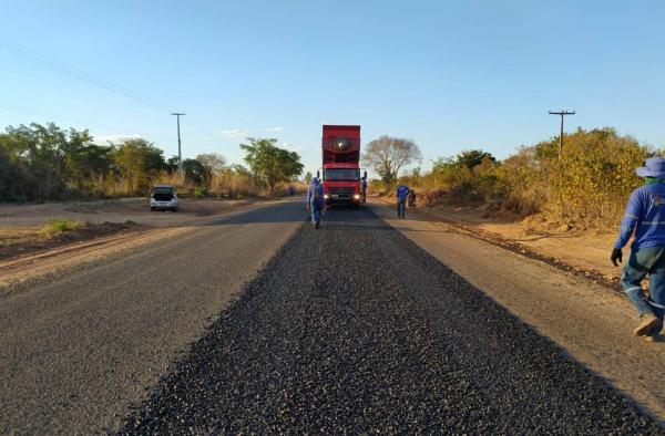 Governo já recuperou mais de 15 km da PI 218 de Jerumenha a Guadalupe.(Imagem:Divulgação)