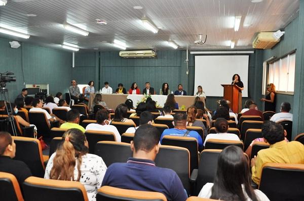 O curso tem como público-alvo os servidores e gestores que trabalham diretamente com atendimento e proteção dos indígenas venezuelanos Warao.(Imagem:Divulgação)