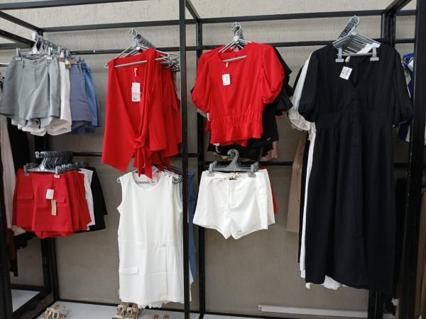 Setor de confecções(Imagem:FlorianoNews)