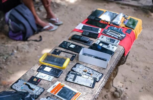  Aparelhos de celulares apreendidos durante operação em Teresina.(Imagem:Divulgação/SSP-PI )